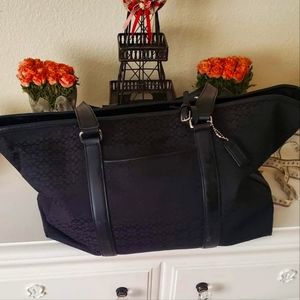 Gorgeous Large Coach weekender bag ❤️